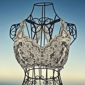 Felina Gray and Cream Lace Bralette Size MM